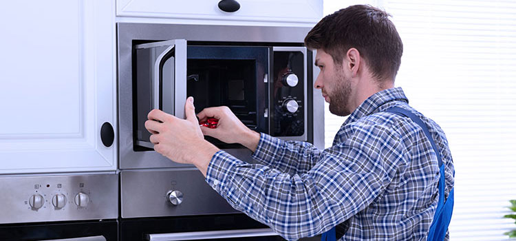 Residential Microwave Repair in West End